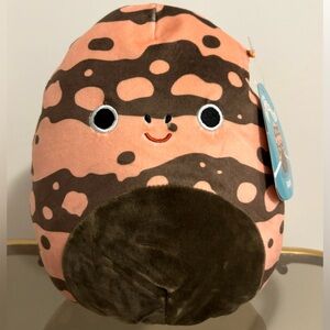 Roth the Gila monster squishmallow